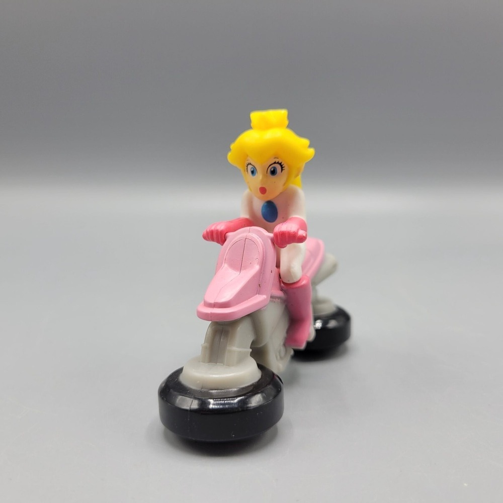 Princess Peach On Motorcycle Figure Toy 2022 Nintendo McDonalds Collectible